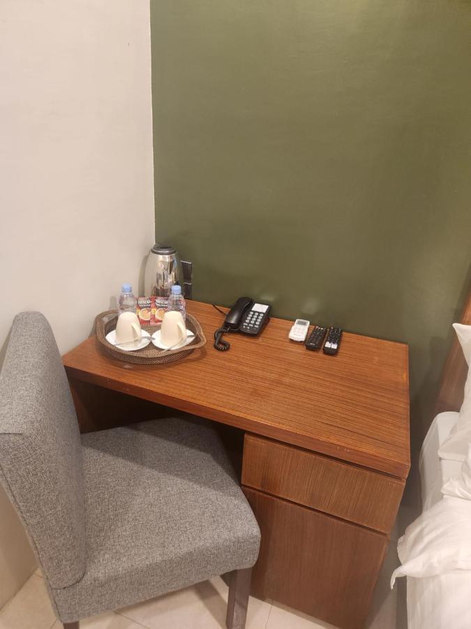 Hotel Herencia 625 Daraga  外观 照片