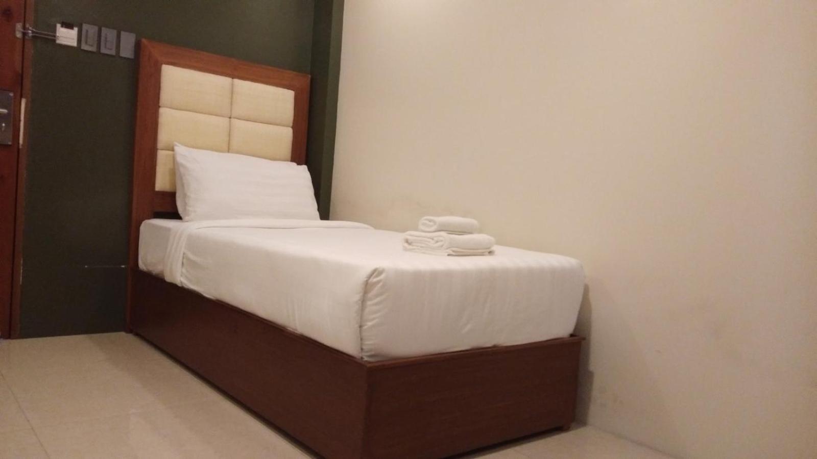 Hotel Herencia 625 Daraga  外观 照片