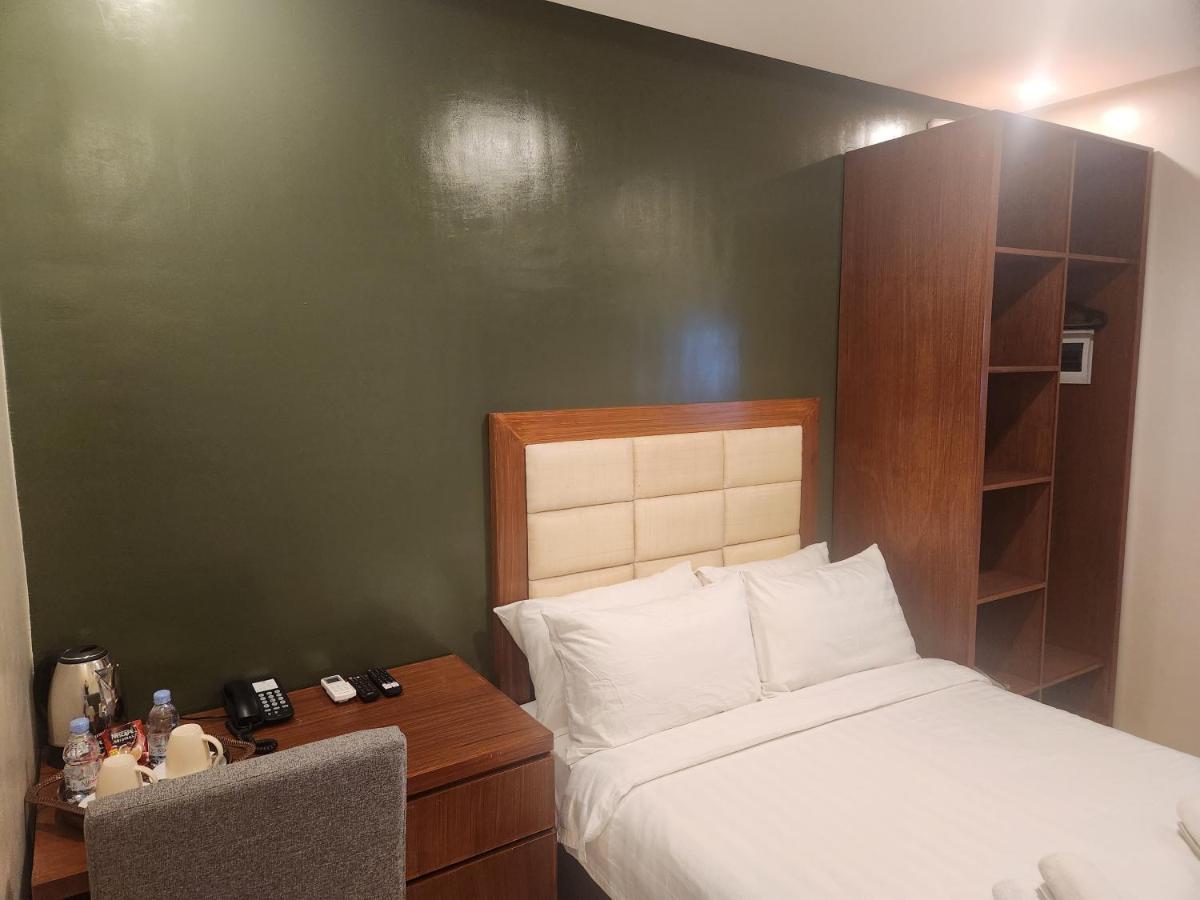 Hotel Herencia 625 Daraga  外观 照片