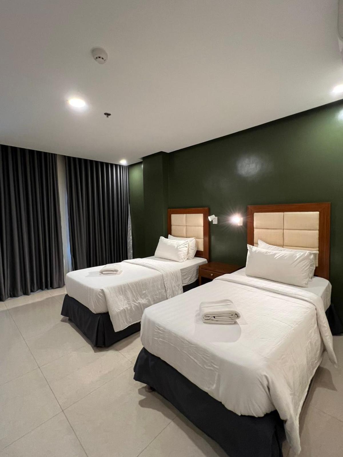 Hotel Herencia 625 Daraga  外观 照片
